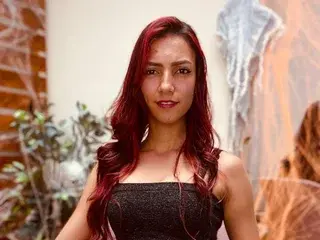 Streamate Free Live Porn of Laura_Bonnet