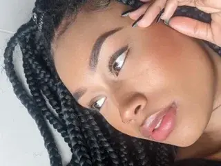 Streamate Watch Live Sex Cams of Laia_strom19