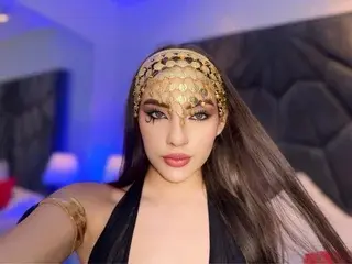 Streamate Live Sex of Greta_Petite