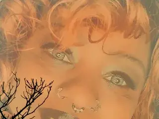 Streamate Watch Live Sex Cams of MistressRoannaWidow