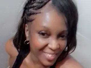 Streamate Free Porn Cam of plentyfu