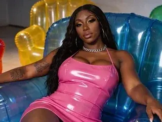 Streamate Live Porn of EbonyMystique