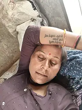 Stripchat Live Sex of Karishna_hot