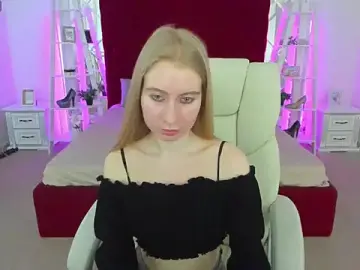 Stripchat Sex Cam of Alina_Blonde