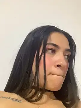 Stripchat Free Porn Cam of MiQeilaSweet