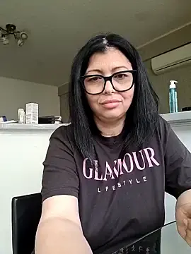 Stripchat Sex Cam of The_Lollipop_Enchantress_