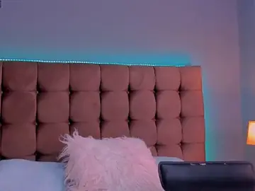 Stripchat Free Porn Cam of Veronica_Black18