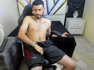 Stripchat Adult Webcam of BrunoCarzon