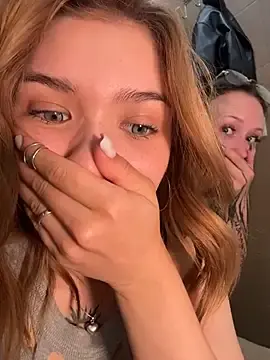 Stripchat Free Live Porn of FlashTitsRoyal