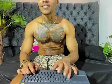 Stripchat Free Porn Cam of Salomon_koude