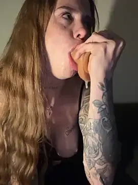 Stripchat Live Sex of EmiliaCatalina
