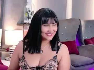 Stripchat Watch Live Sex Cams of Evangeline_Taylorr