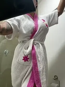 Stripchat Sex Chat of Lau_goddess_ass