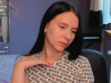 Stripchat Adult Webcam of KarolinaBlacks
