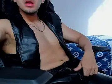 Stripchat Live Porn of Tommy_Bred
