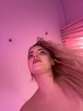 Stripchat Free Live Porn of HugeBoobsAlice