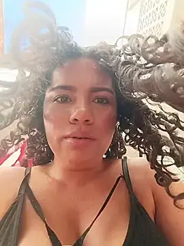 Stripchat Free Live Porn of TamaraaHoney