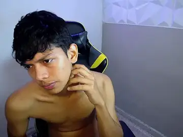 Stripchat Live Sex of Rick_oficiall