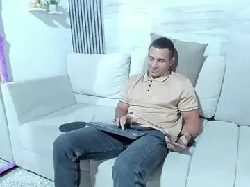 Stripchat Adult Webcam of dylan_viper