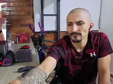 Stripchat Free Live Porn of Marck_Muscle