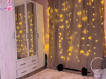 Stripchat Live Porn of PlayfulLea