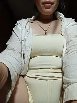 Stripchat Adult Webcam of nako-yaya
