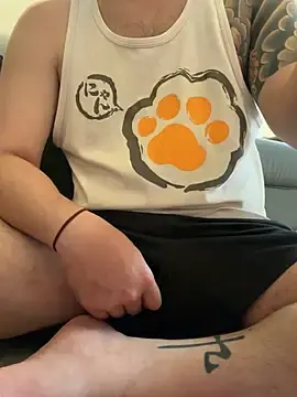 Stripchat Free Live Porn of James1992_Ovo