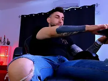Stripchat Private Sex Chat of MightyAaron66