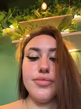 Stripchat Live Porn of KiraSunshine