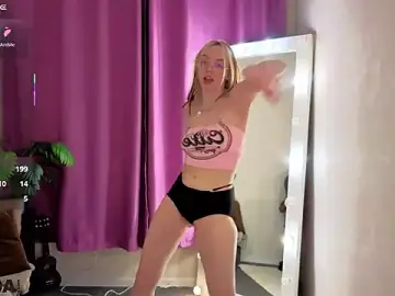 Stripchat Live Sex of R0cket_bunny