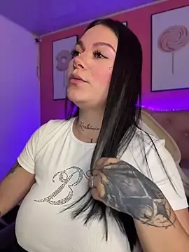 Stripchat Live Sex Cam of Megaan__More