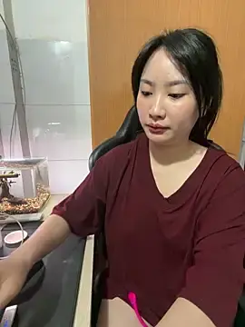 Stripchat Free Porn Cam of QuynhAnh99