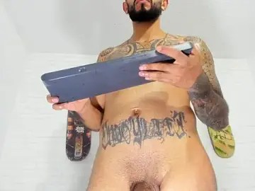 Stripchat Adult Webcam of sofiandnick_smith