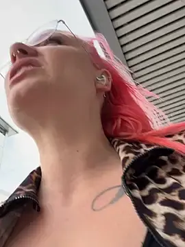 Stripchat Free Porn Cam of Fiebie_licious_