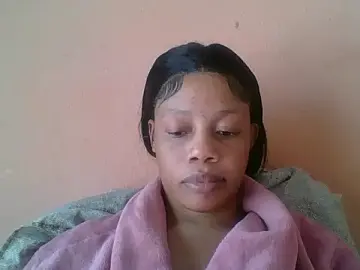 Stripchat Adult Webcam of NAUGHTYSHALOTXX