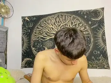 Stripchat Sex Chat of Andy_Belier23