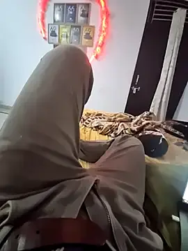 Stripchat Live Sex Cam of ThickDickRider