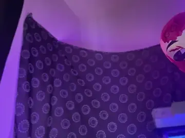 Stripchat Watch Live Sex Cams of Guyst049