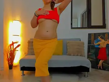 Stripchat Adult Webcam of Julya_Anna