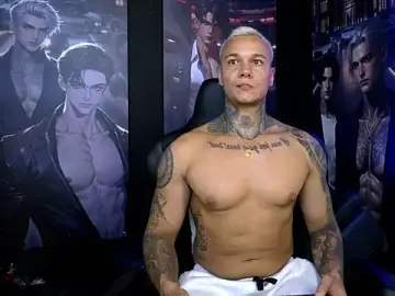 Stripchat Live Sex Cam of damian_becker