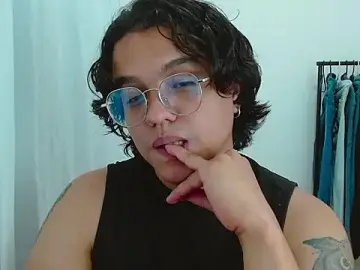 Stripchat Sex Cam of Diane_exotic