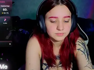 Stripchat Live Sex Cam of Mini_Lady1