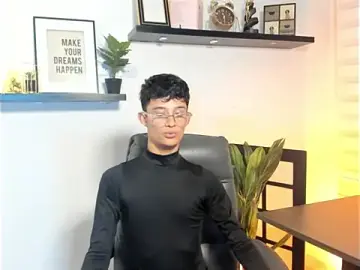 Stripchat Live Sex of Patrick_Howland_