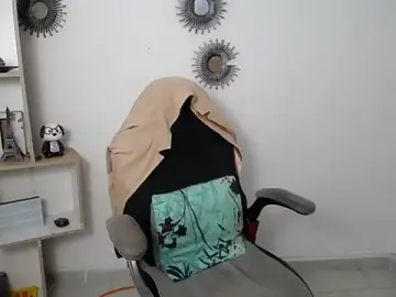 Stripchat Live Porn of cum_bigass