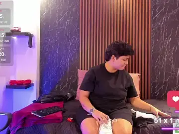 Stripchat Live Sex Cam of Nico_Blaze22
