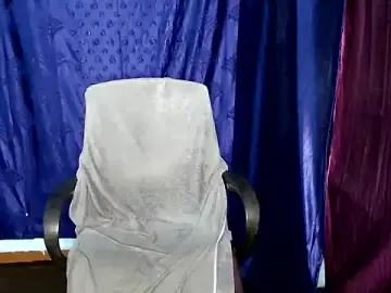 Stripchat Free Porn Cam of Pyari1