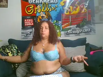Stripchat Live Sex of ladycreamypr2