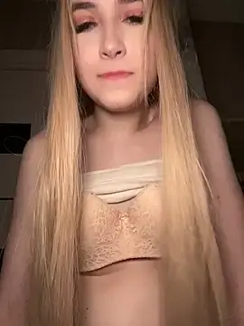 Stripchat Adult Webcam of MarlboroWeb