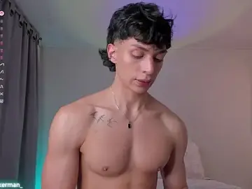 Stripchat Free Porn Cam of charly_ackerman