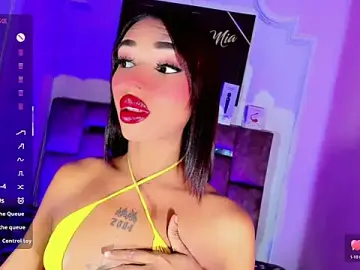 Stripchat Adult Webcams of Mia_Castro_xx